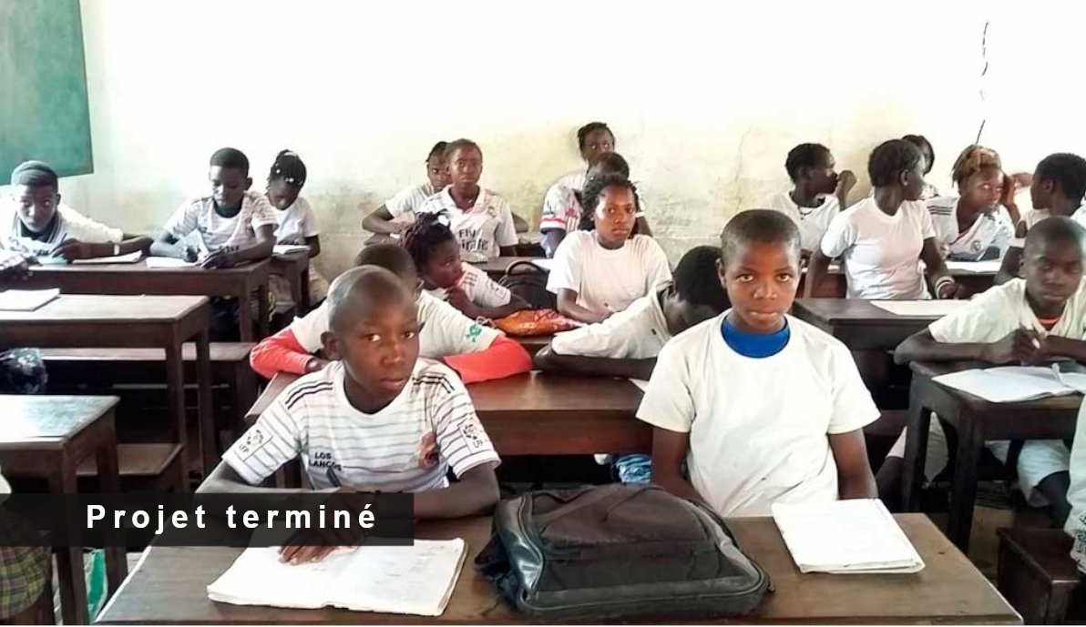 Un banc pour l’école  de Cussana